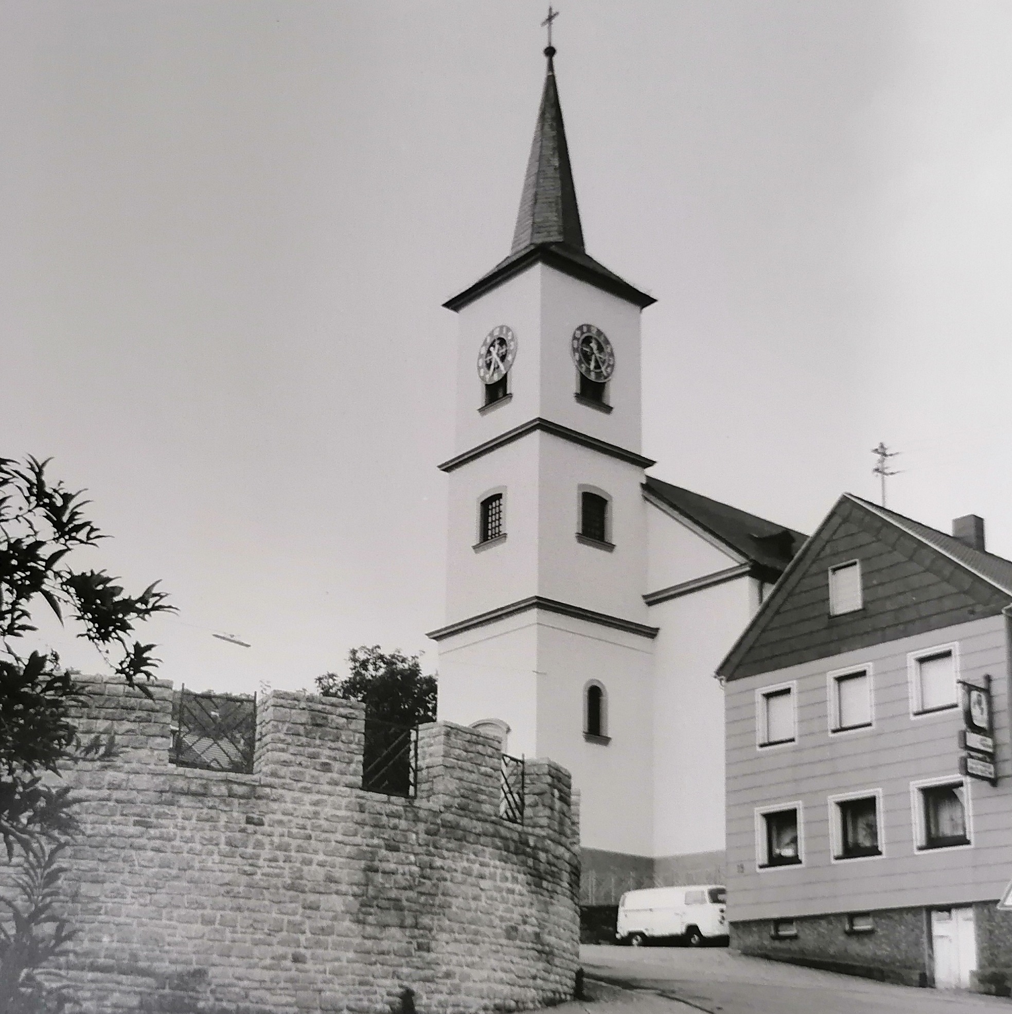 Aus Mondorf